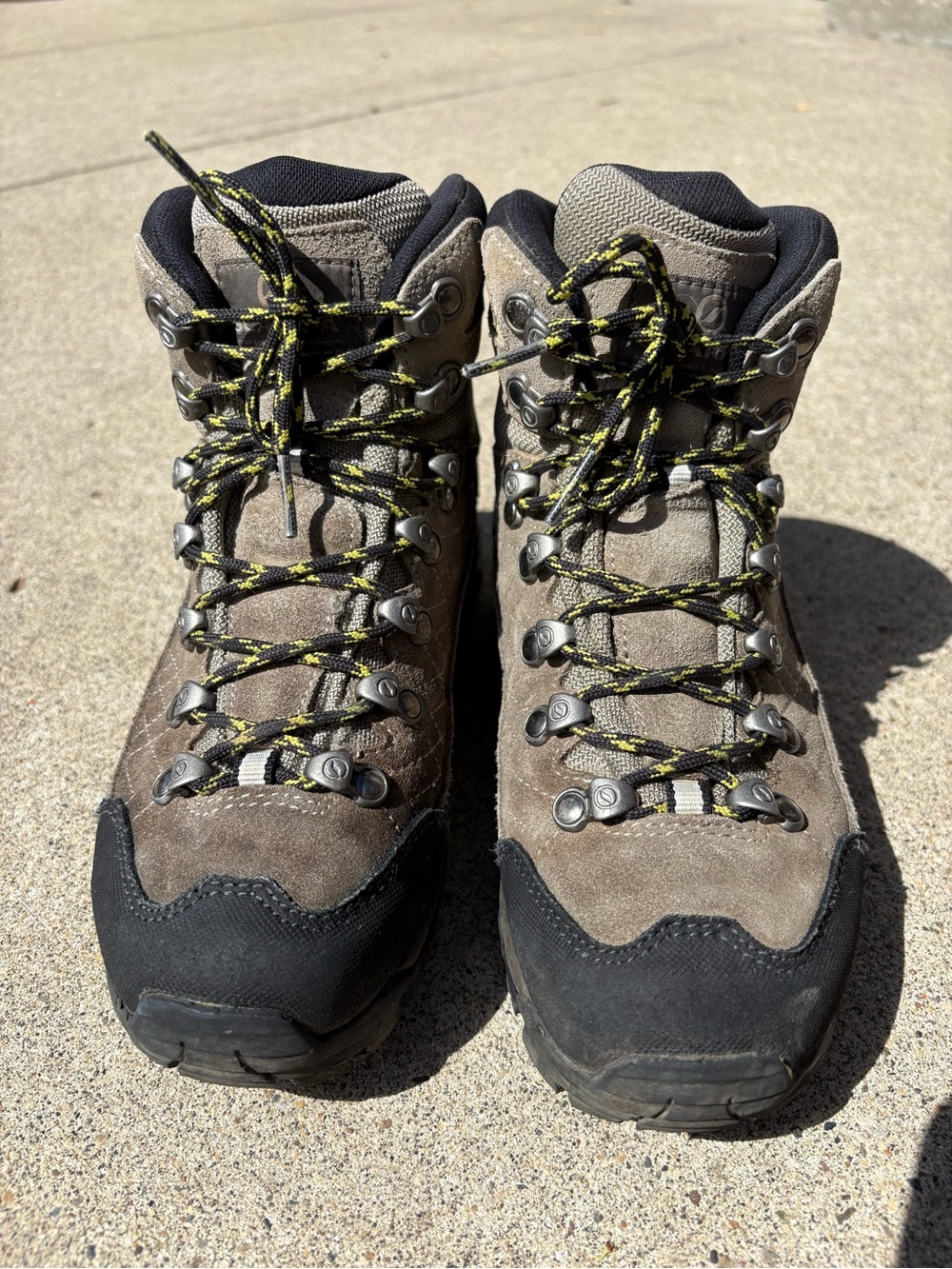 Scarpa Hiking Boot - Women’s size 7